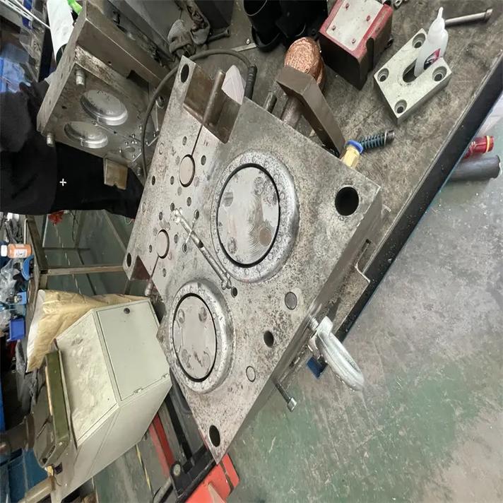 精密注塑塑胶模具厂,15557387800,应用广泛性:注塑
