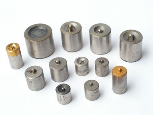 精密模具制造 钨钢制品、冷镦模具与塑胶模具的应用与优势